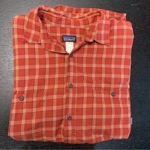 Patagonia Men's  XL Red Button Up Plaid Shirt 100% organic cotton